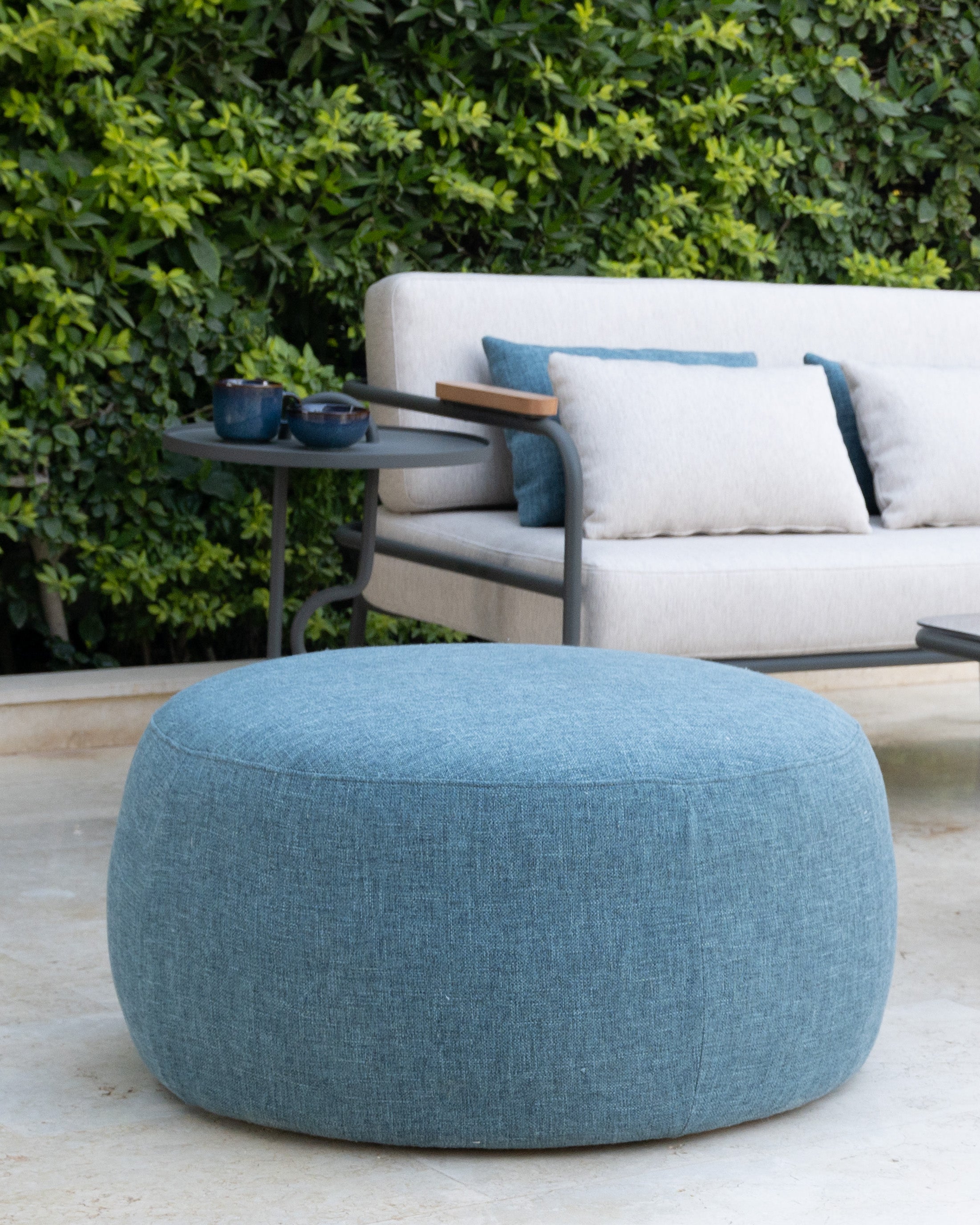 The Pluff Pouf