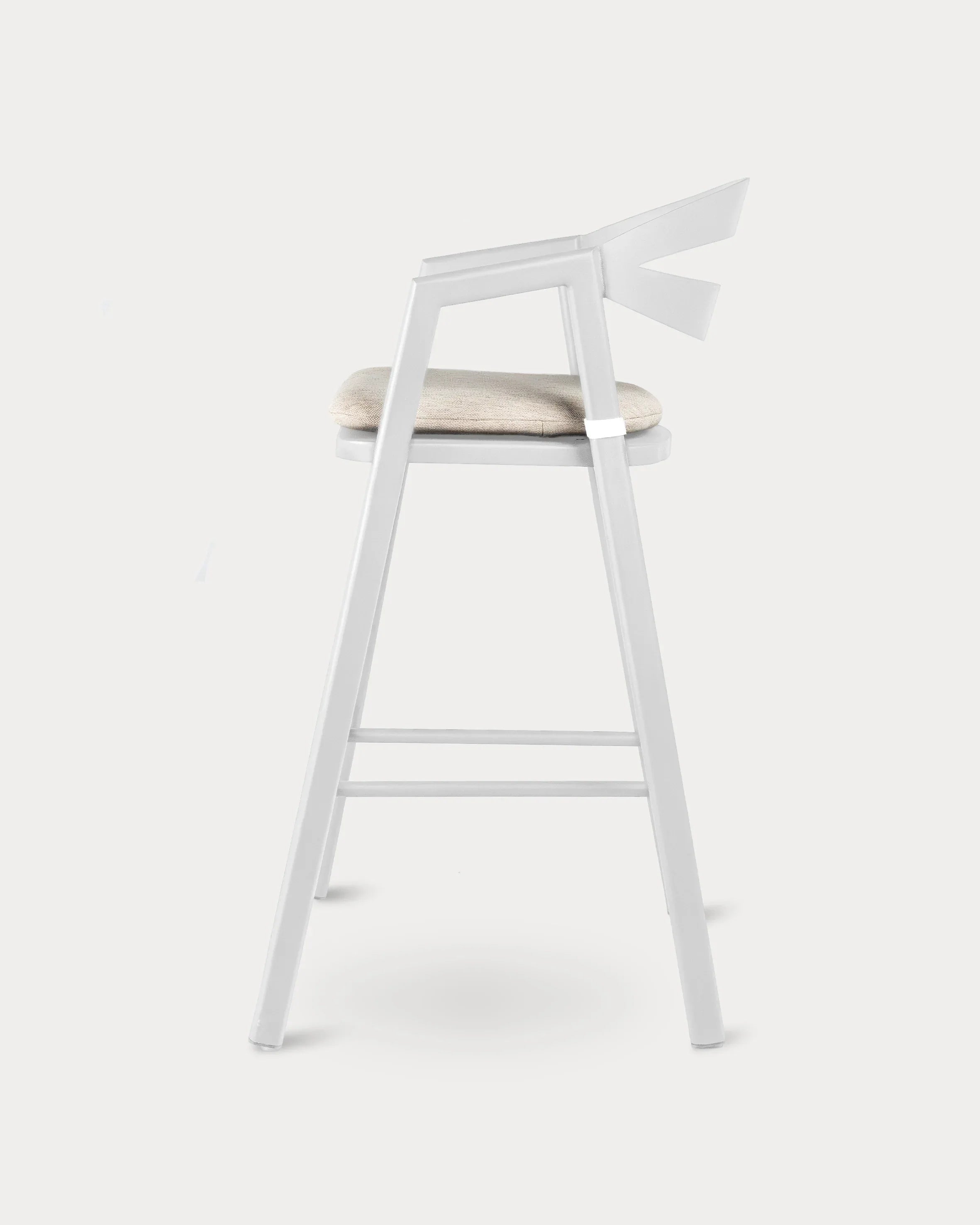 The Half Moon Bar Chair#Cushion Color_Beige#Aluminum Color_White