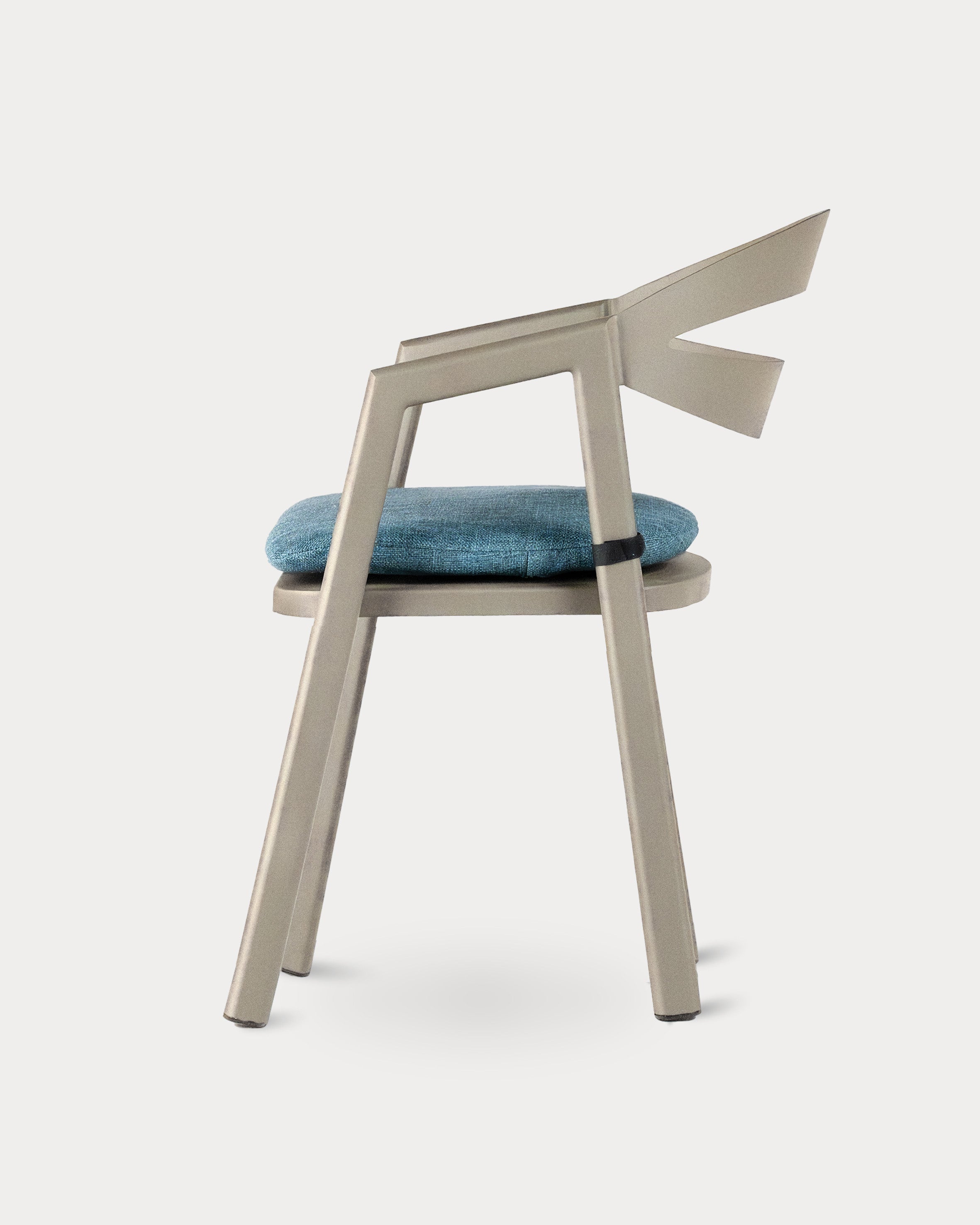 The Half Moon Dining Chair#Color_Beige