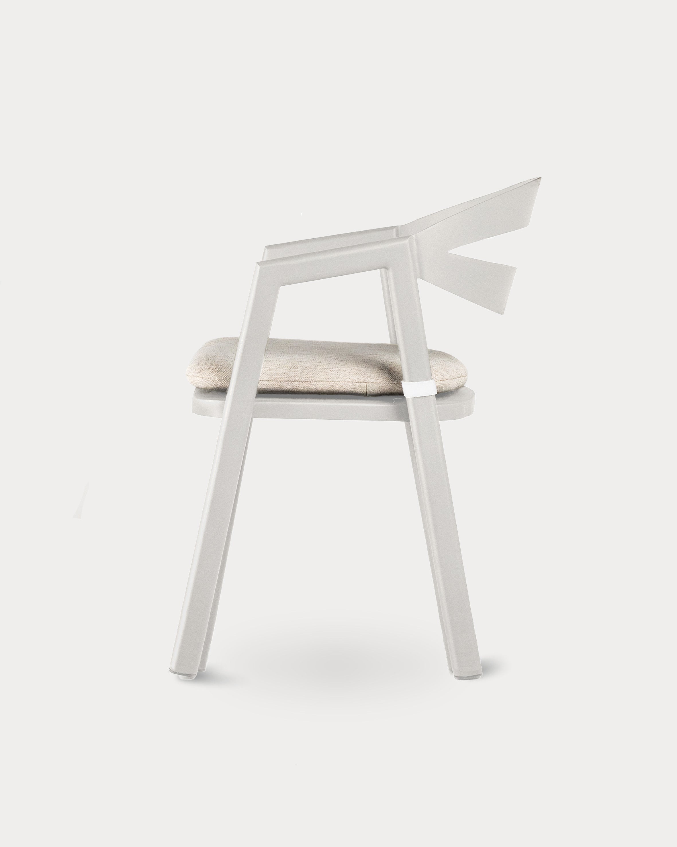 The Half Moon Dining Chair#Color_White