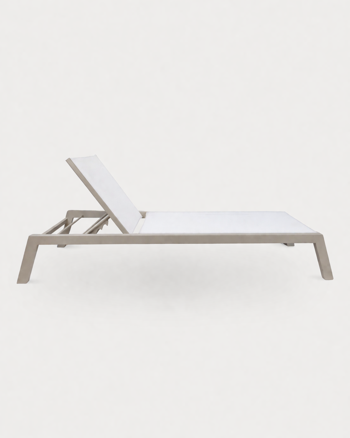 X Chaise Longue