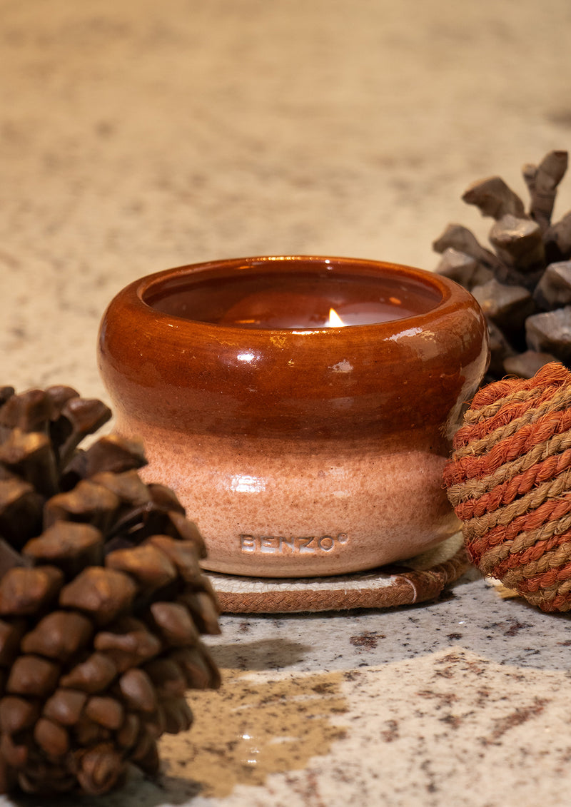 The Lumea Candle - Oud Amber