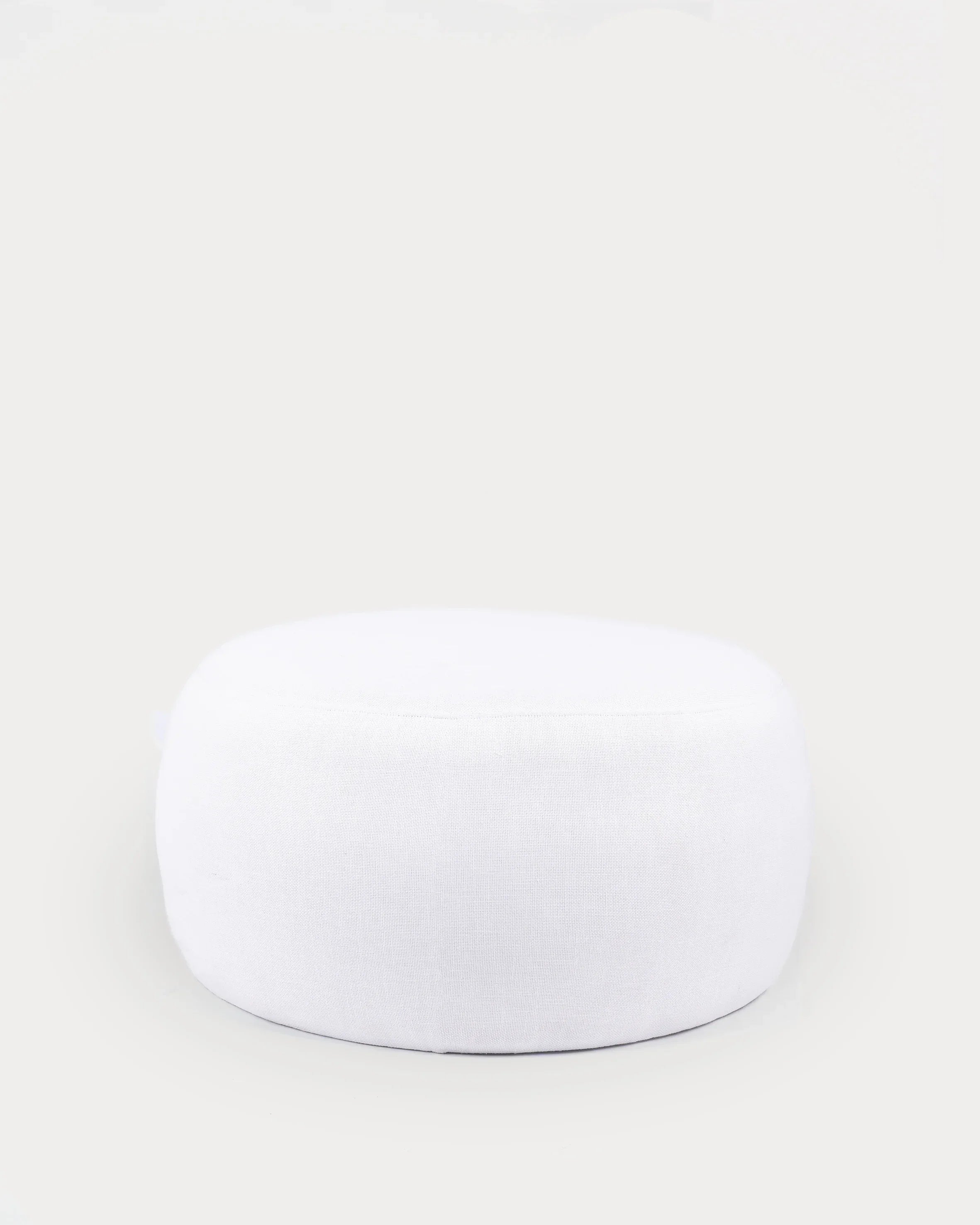 The Pluff Pouf#Color_White
