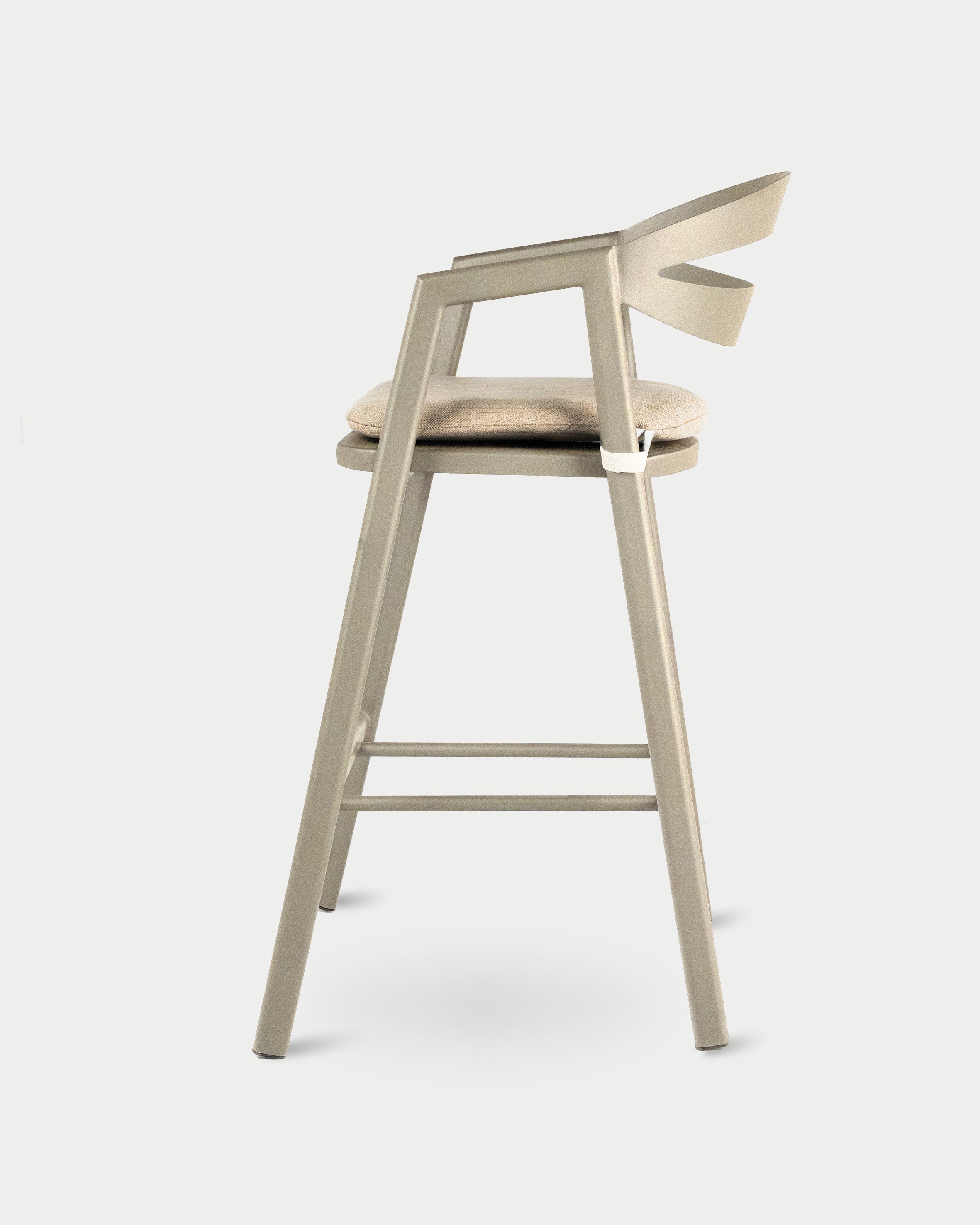 The Half Moon Bar Chair#Cushion Color_Beige#Aluminum Color_Beige