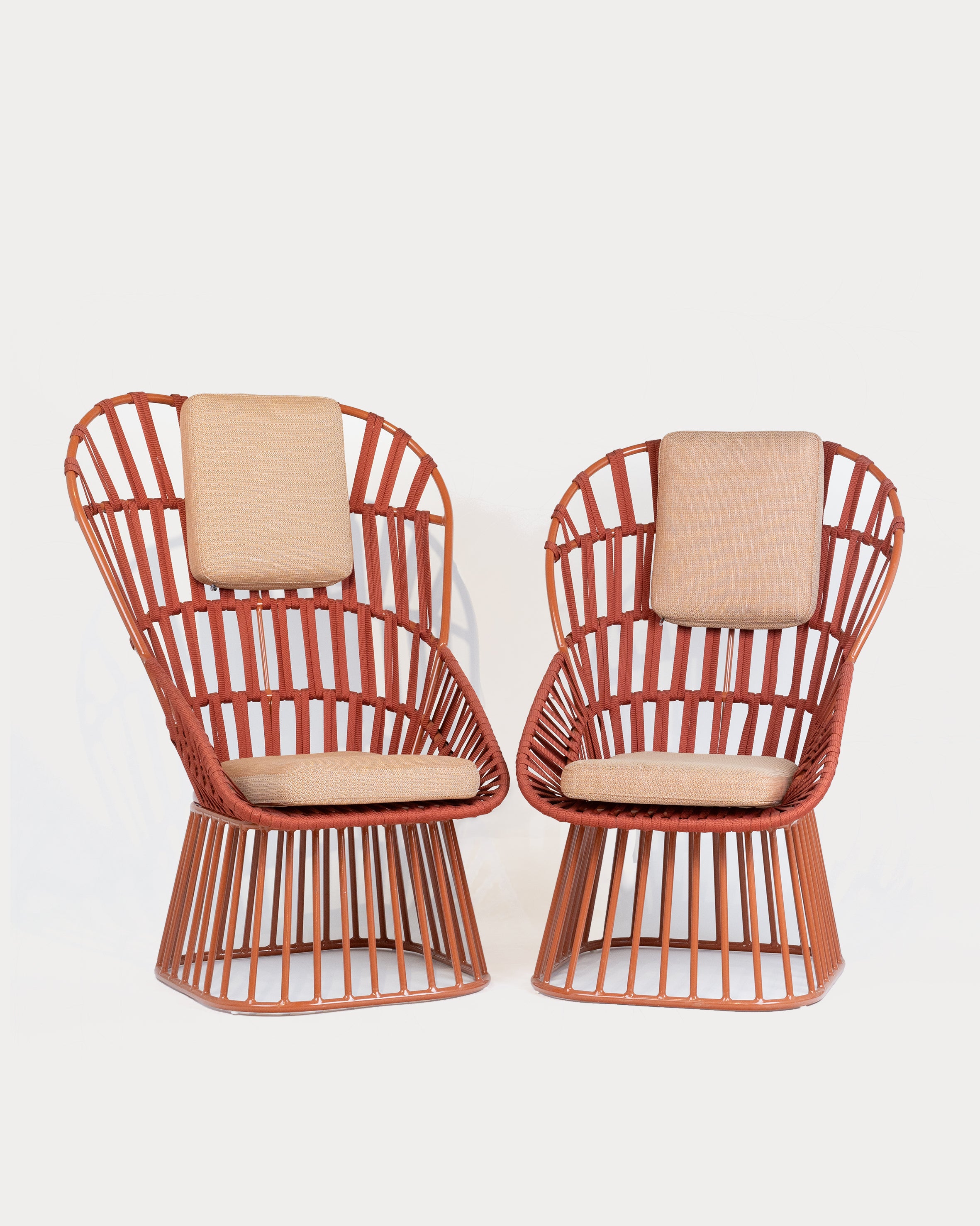 Queen Lounge Chair